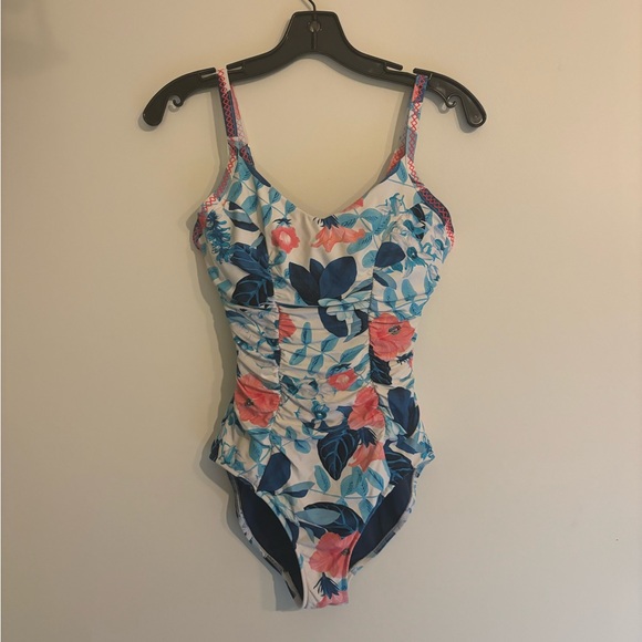 SEAFOLLY Australia women’s one piece swimsuit! Floral pattern. Size 10DD - Picture 1 of 7